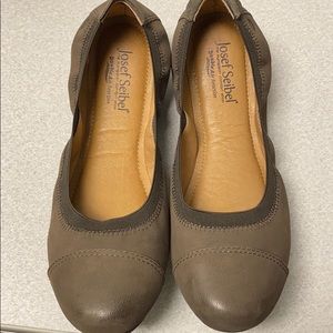 Josef Seibel ballerina flats